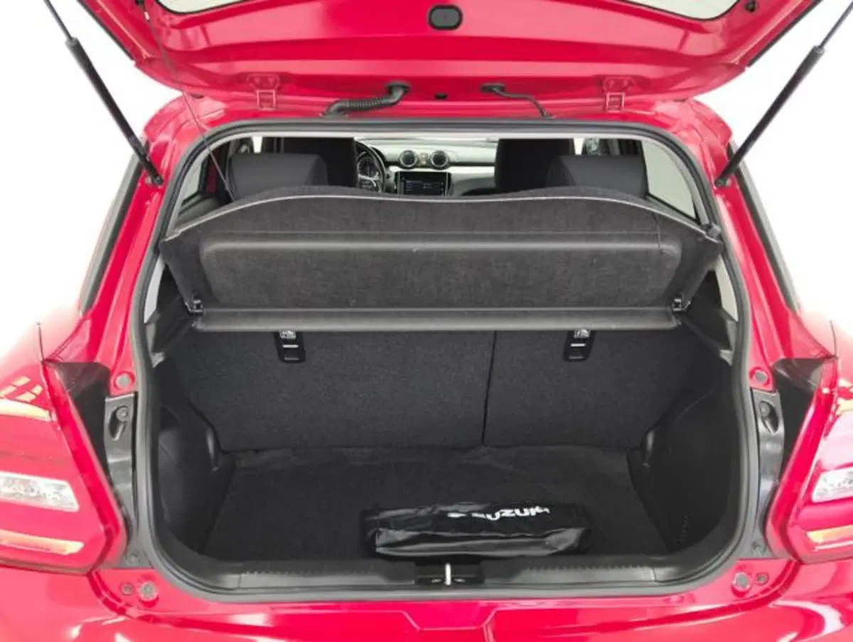 Suzuki Swift usata a Como (19)