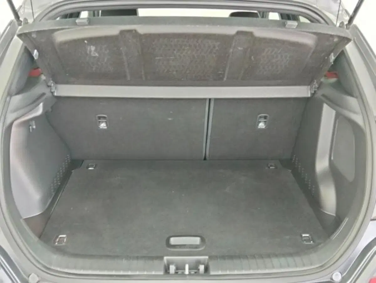 Hyundai Kona usata a Como (18)