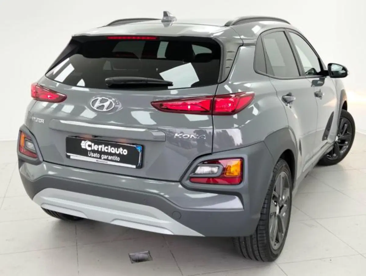 Hyundai Kona usata a Como (2)