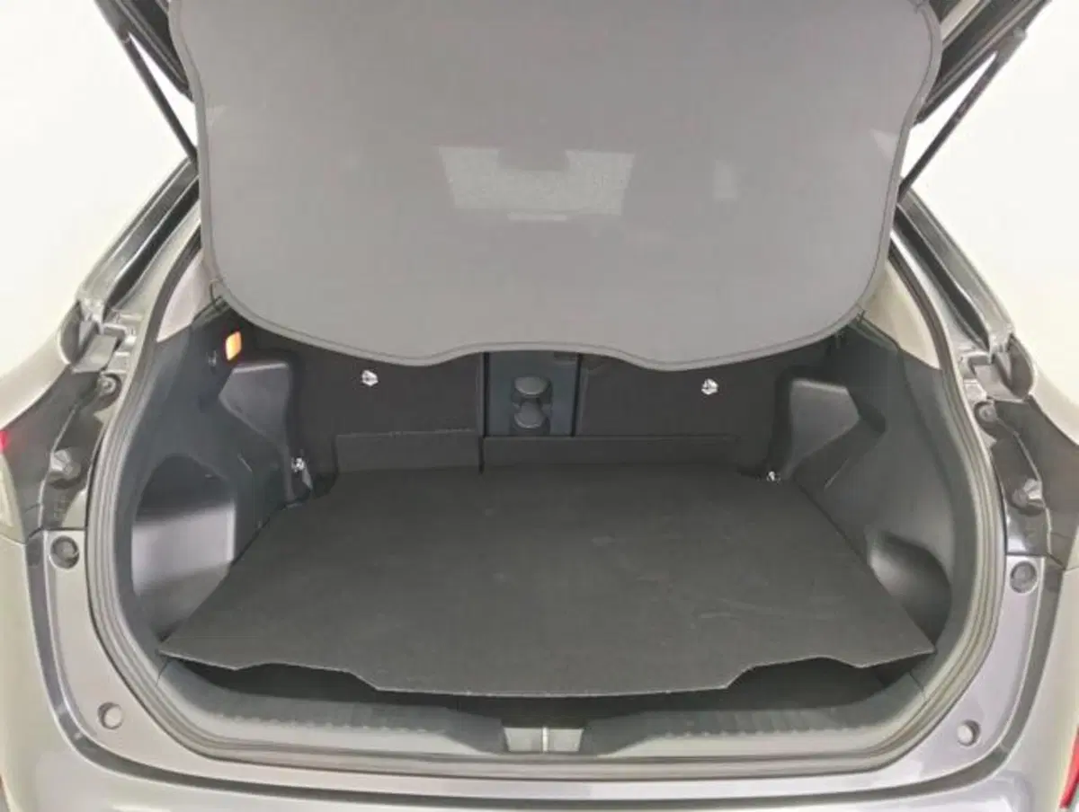 Toyota Yaris Cross usata a Como (20)