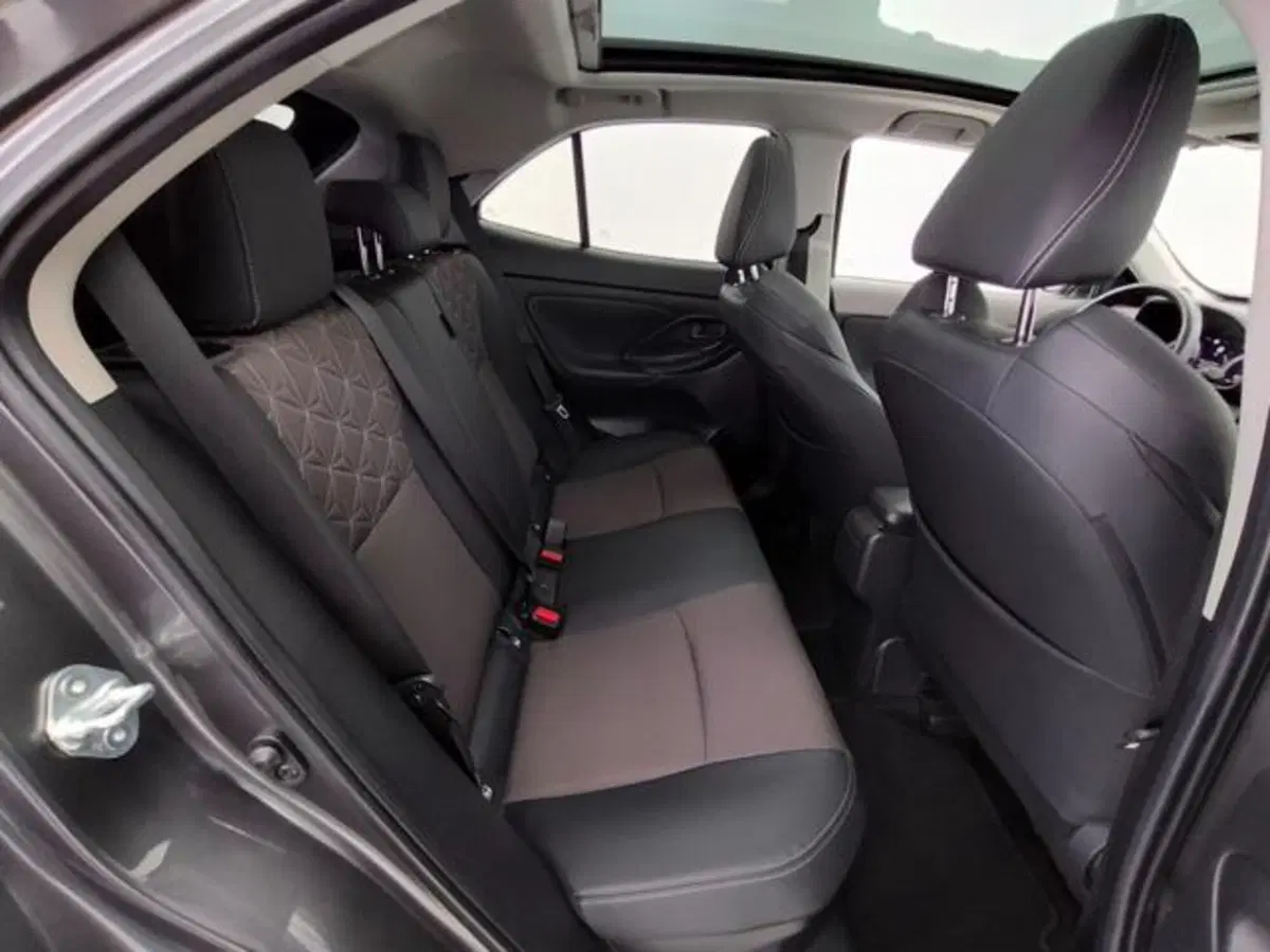 Toyota Yaris Cross usata a Como (5)