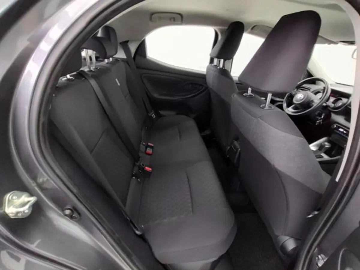 Toyota Yaris Cross usata a Como (5)