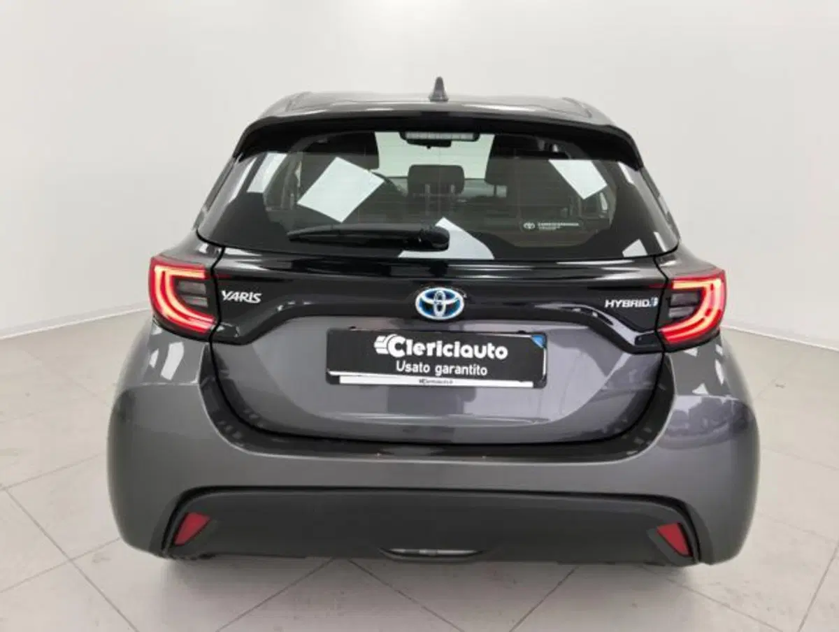 Toyota Yaris Cross usata a Como (7)