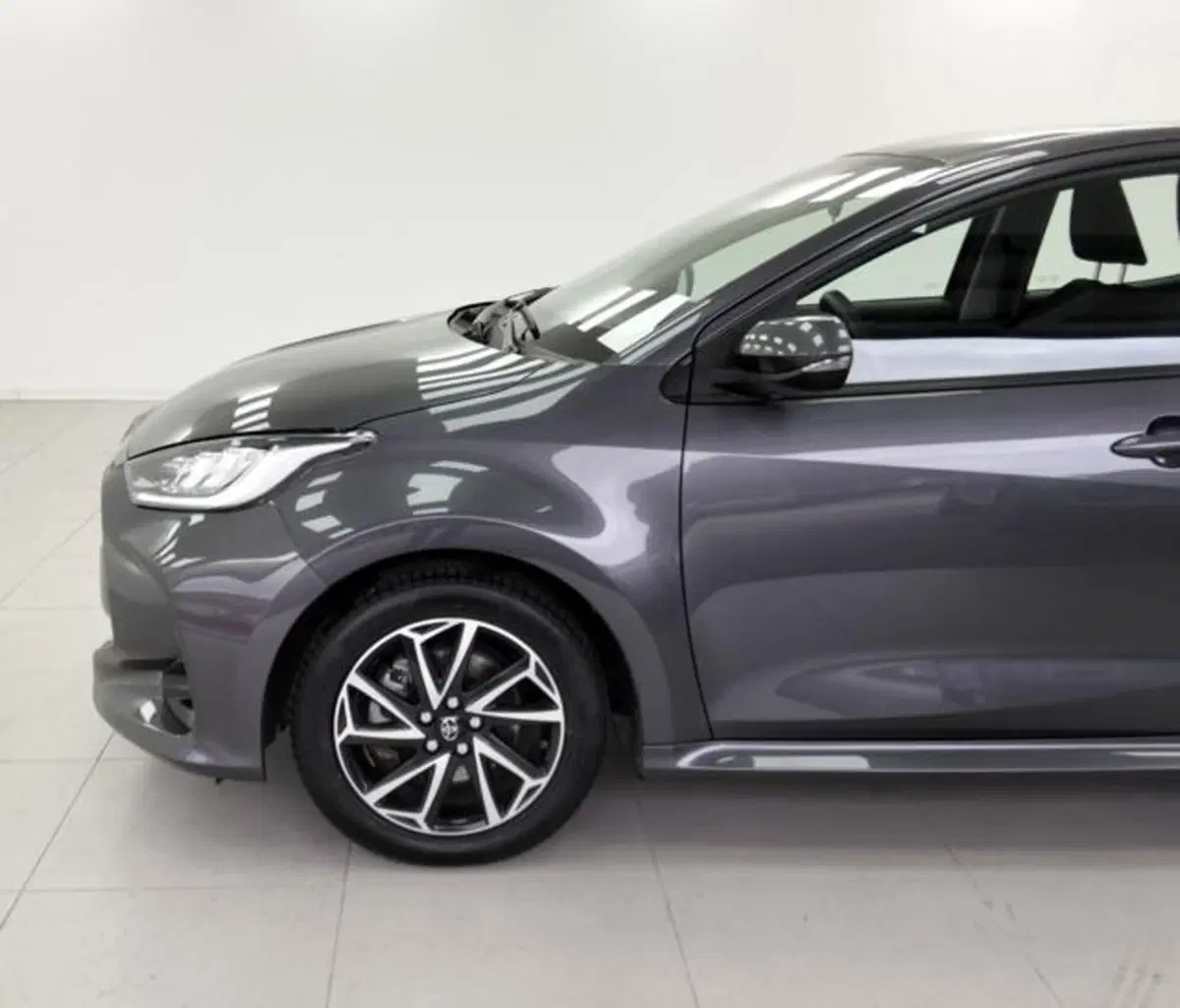 Toyota Yaris Cross usata a Como (9)