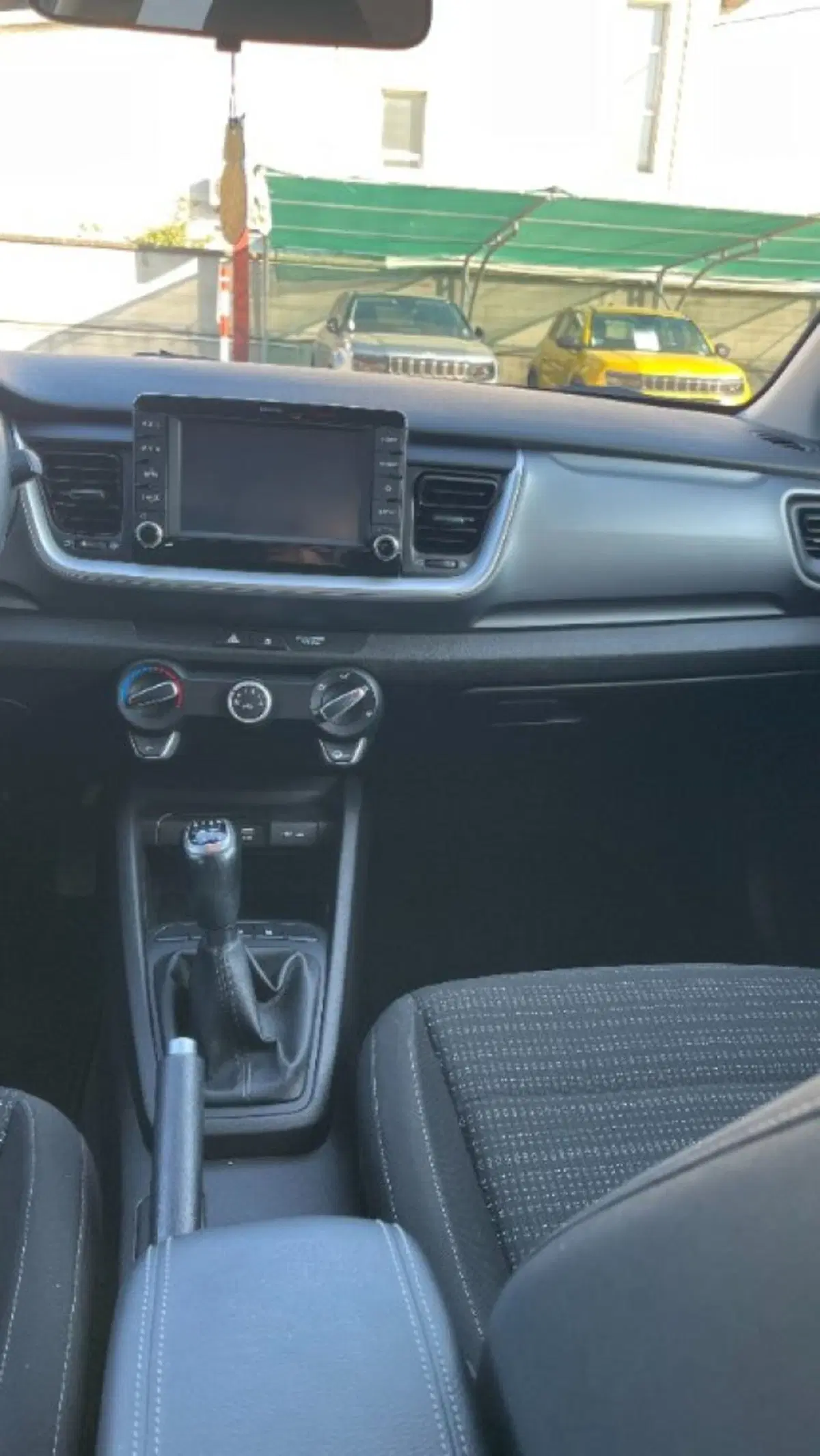 Kia Stonic usata a Novara (13)