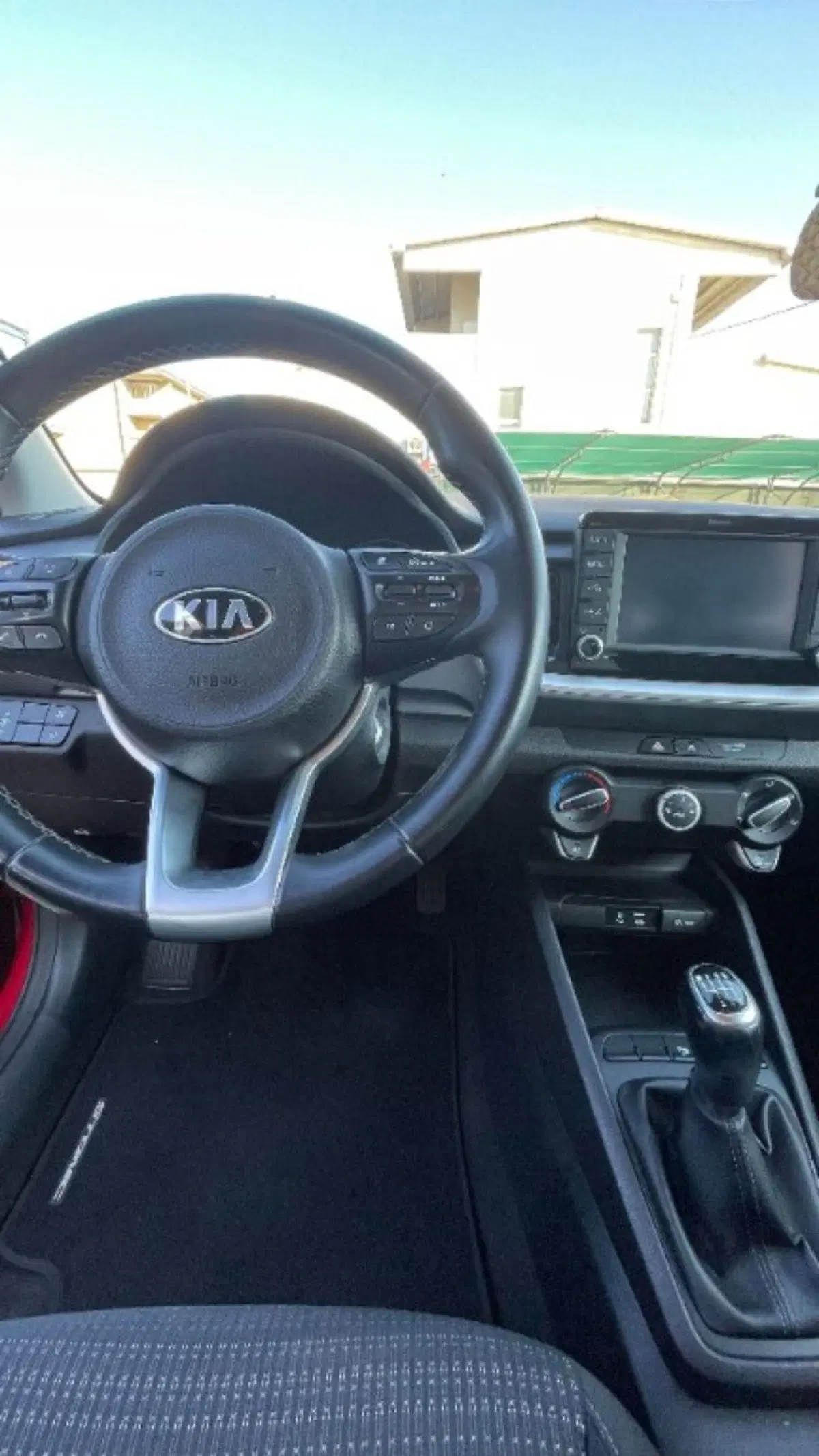 Kia Stonic usata a Novara (7)