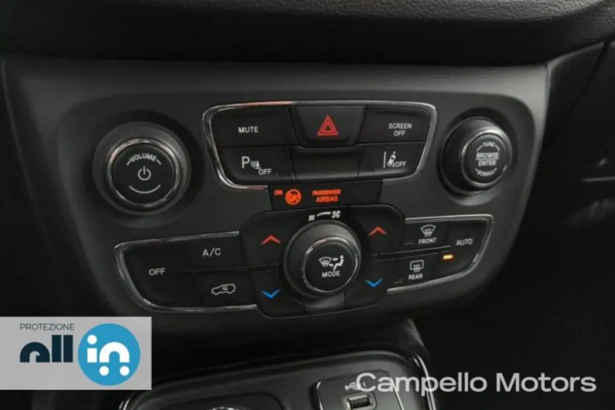 Jeep Compass usata a Venezia (12)