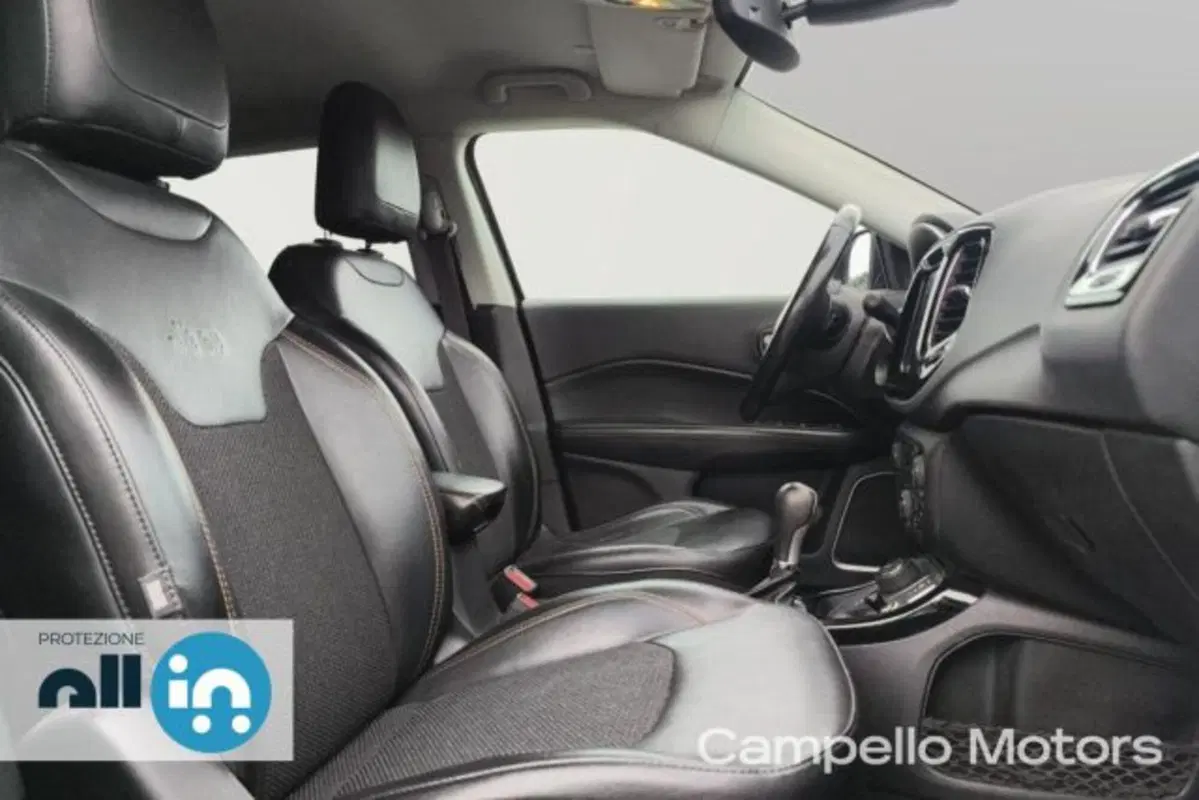 Jeep Compass usata a Venezia (16)