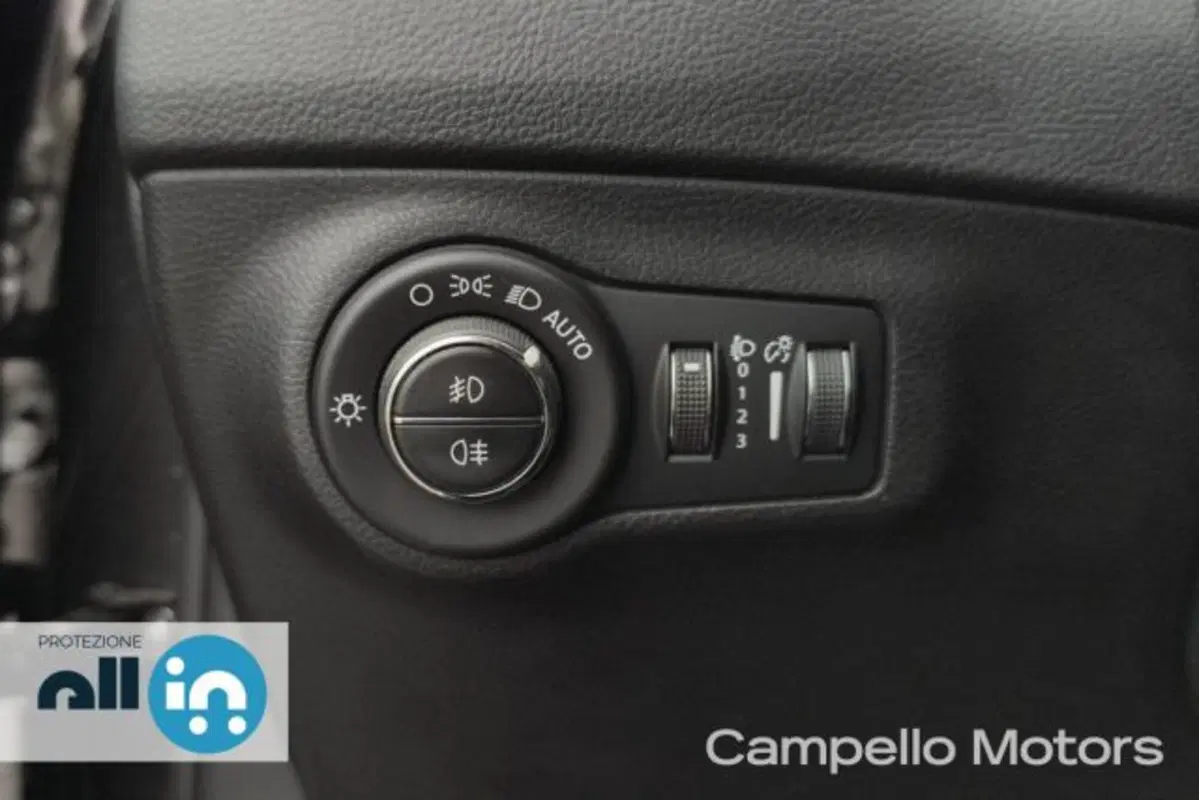 Jeep Compass usata a Venezia (18)