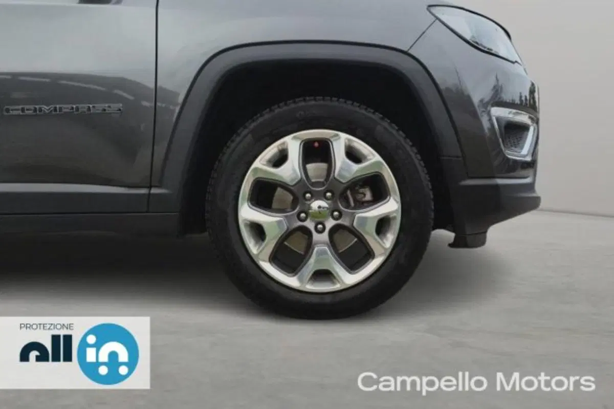 Jeep Compass usata a Venezia (19)