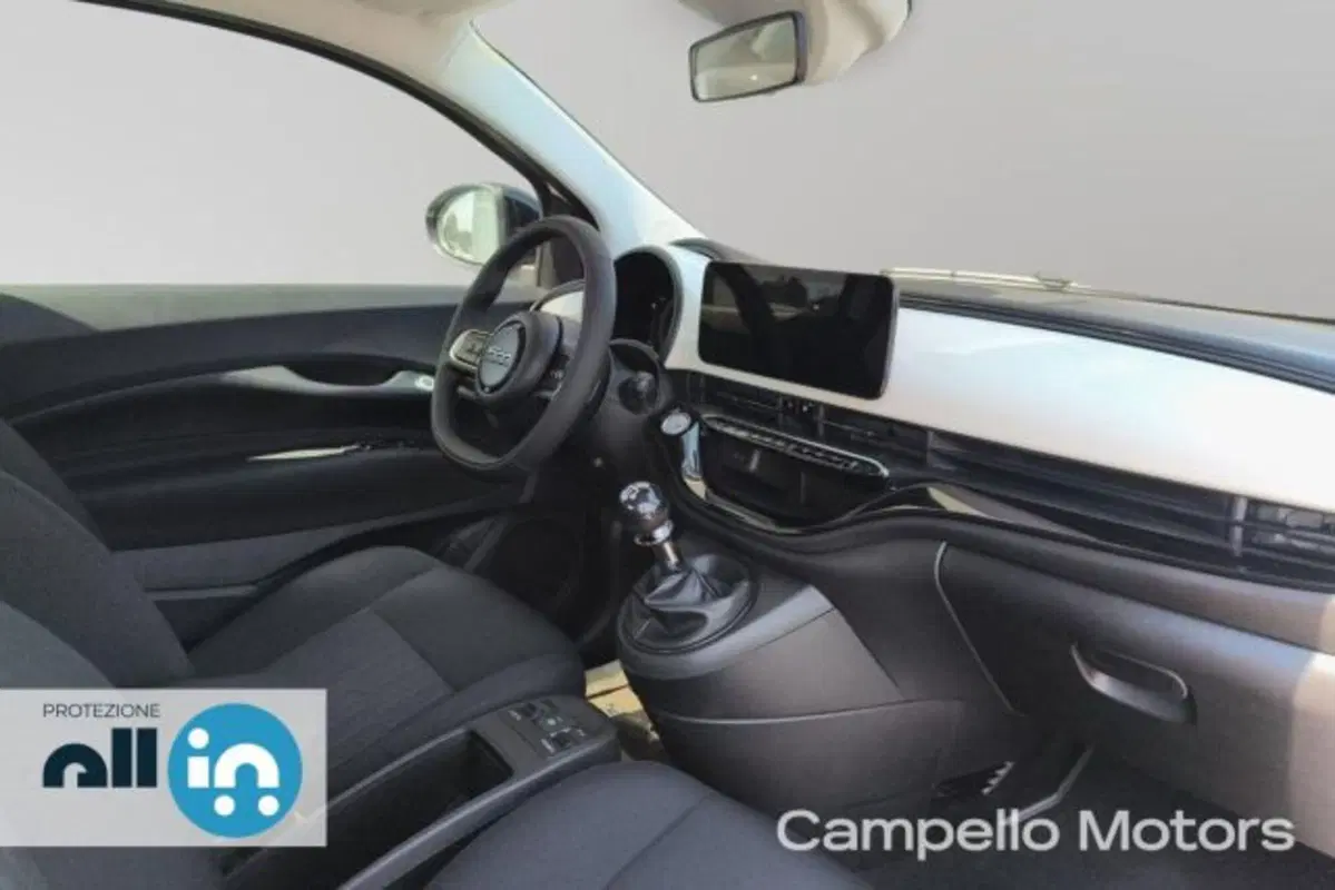 Fiat 500 nuova a Venezia (15)