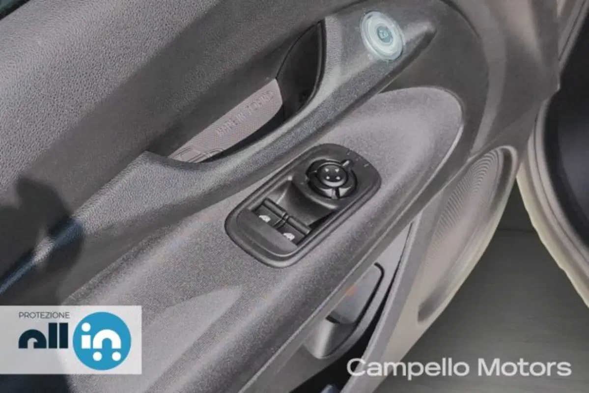 Fiat 500 nuova a Venezia (17)