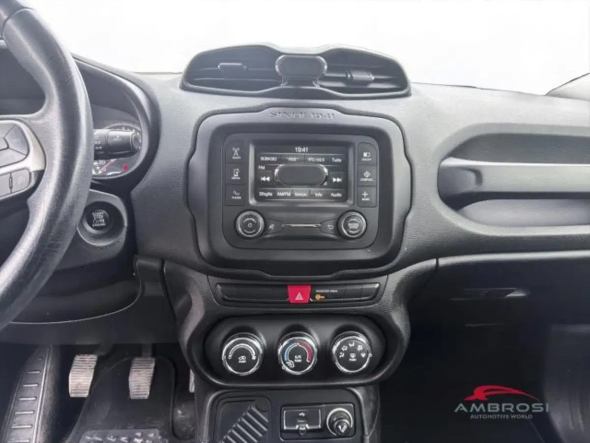 Jeep Renegade usata a Perugia (15)