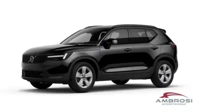 Volvo XC40 B3 automatico Core nuova a Corciano