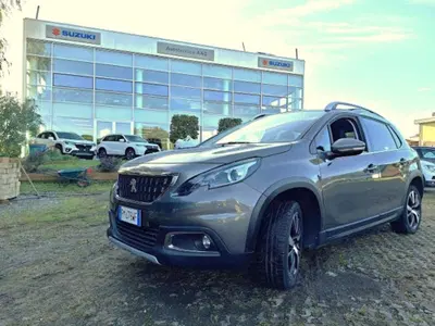 Peugeot 2008 Turbo 110 S&S Allure del 2017 usata a Montorfano