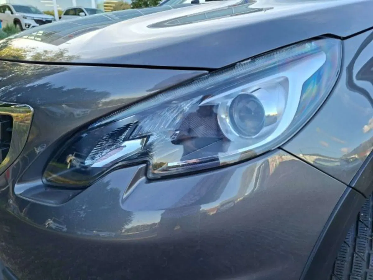 Peugeot 2008 usata a Como (15)