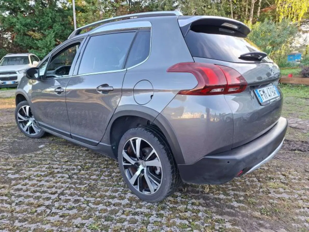Peugeot 2008 usata a Como (4)