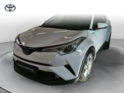 Toyota Toyota C-HR 1.8 hev Active fwd e-cvt del 2018 usata a Montecorvino Pugliano
