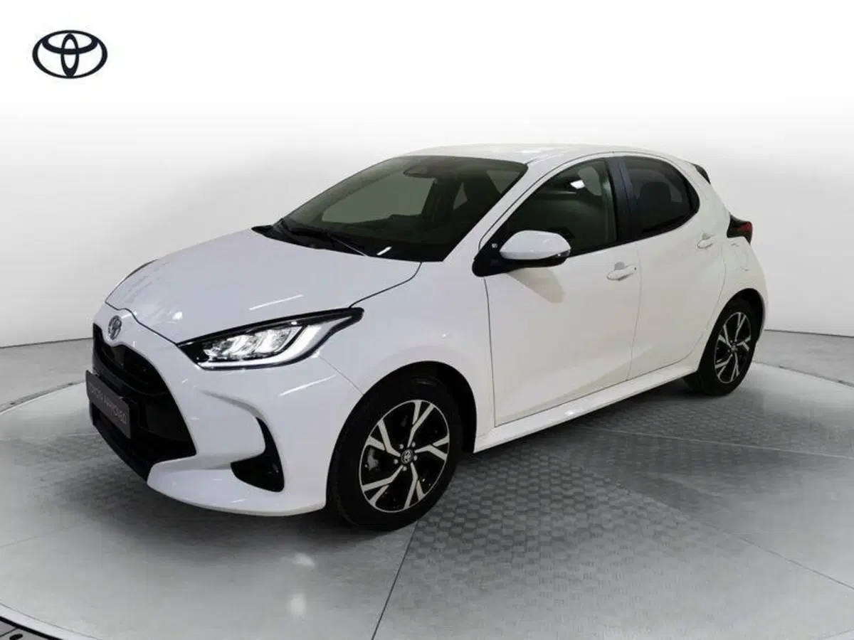Toyota Yaris nuova a Salerno