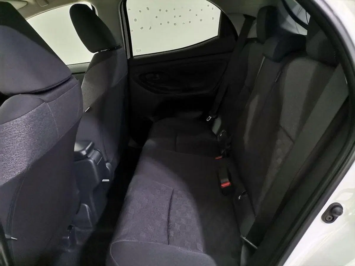 Toyota Yaris nuova a Salerno (10)