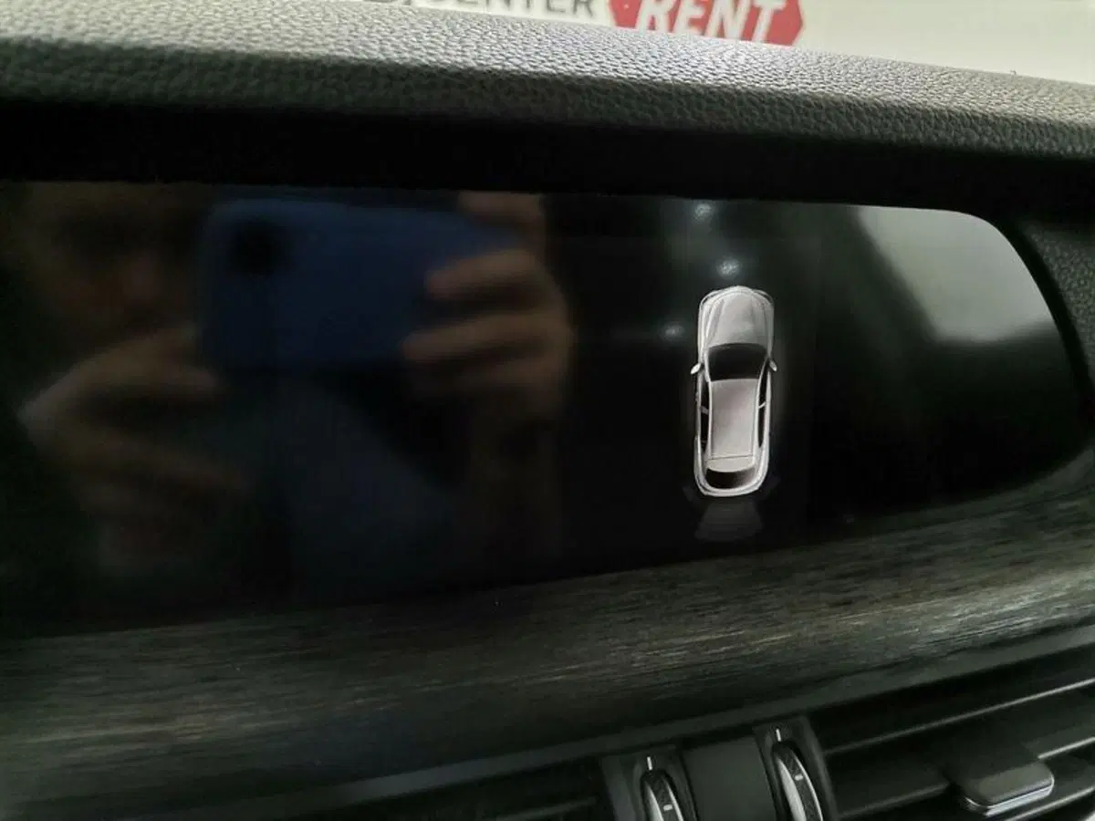 Alfa Romeo Stelvio usata a Salerno (11)