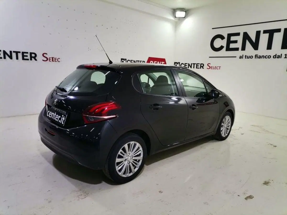Peugeot 208 usata a Salerno (6)