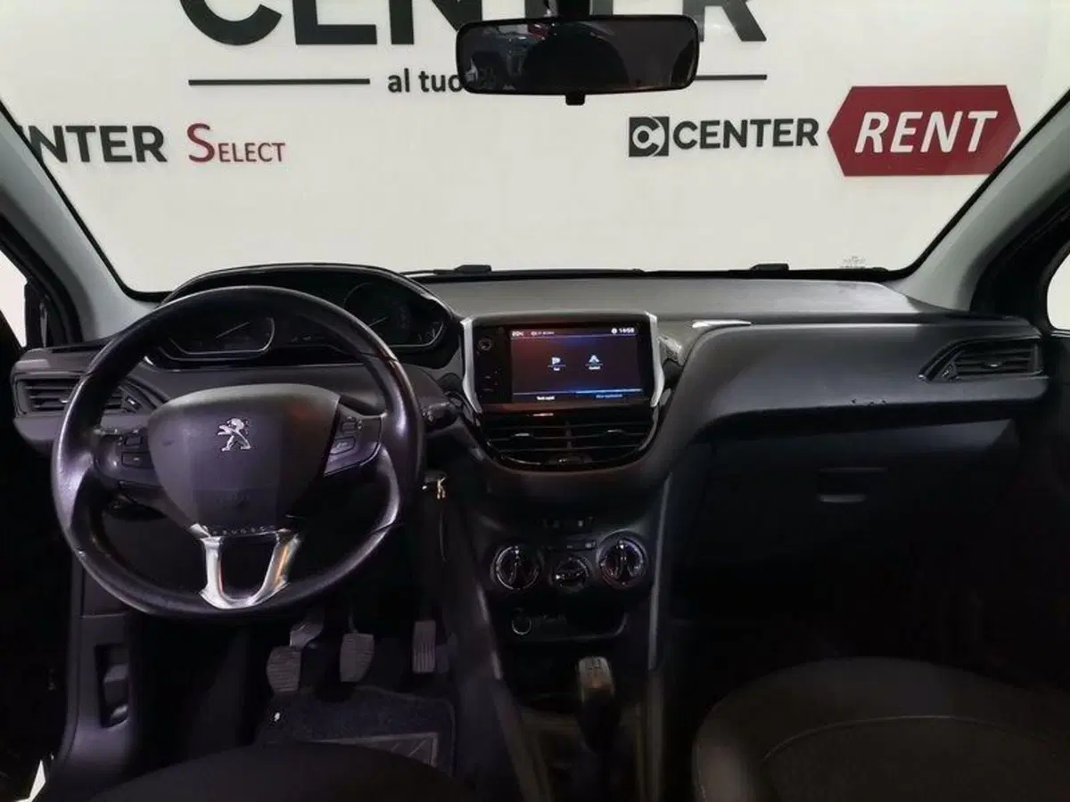 Peugeot 208 usata a Salerno (7)