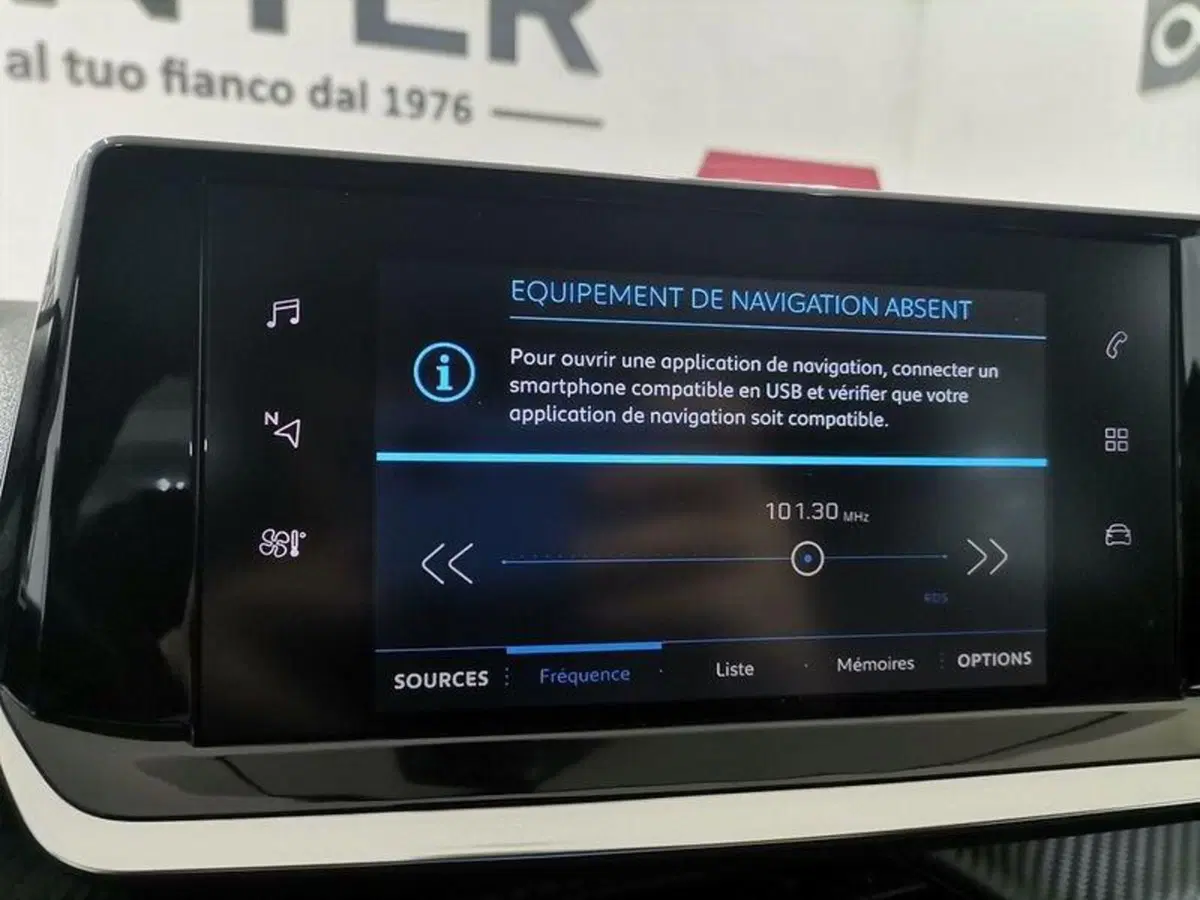 Peugeot 208 usata a Salerno (12)
