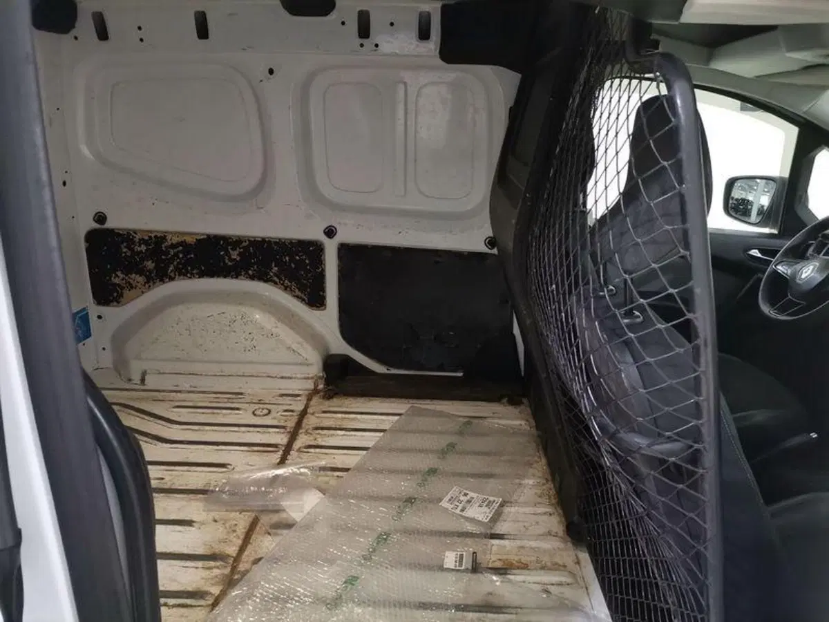 Renault Kangoo usata a Salerno (11)