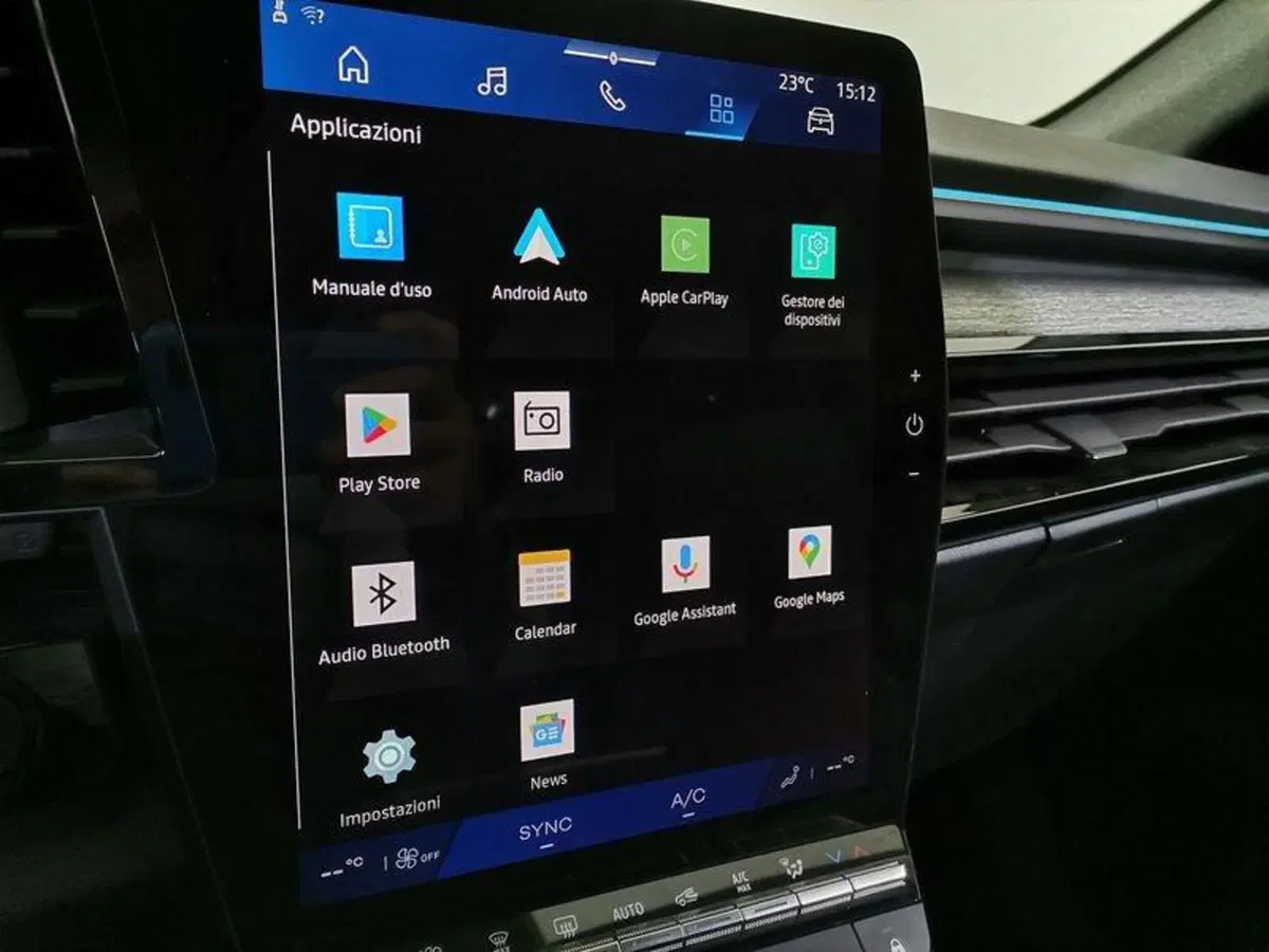 Renault Austral nuova a Salerno (14)