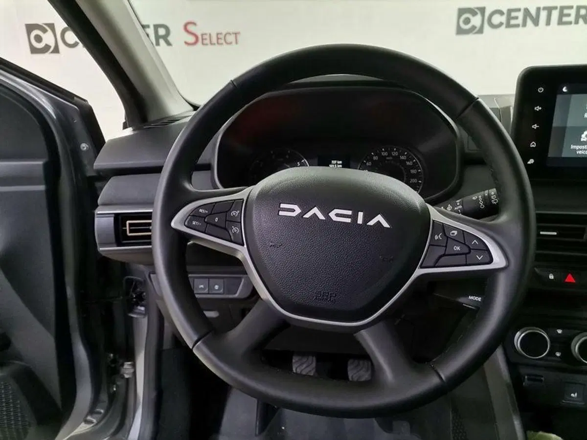 Dacia Jogger usata a Salerno (8)