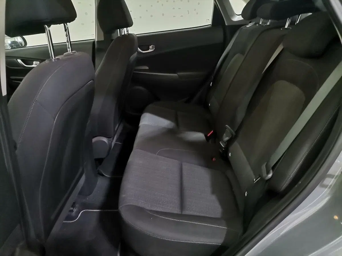 Hyundai Kona usata a Salerno (10)