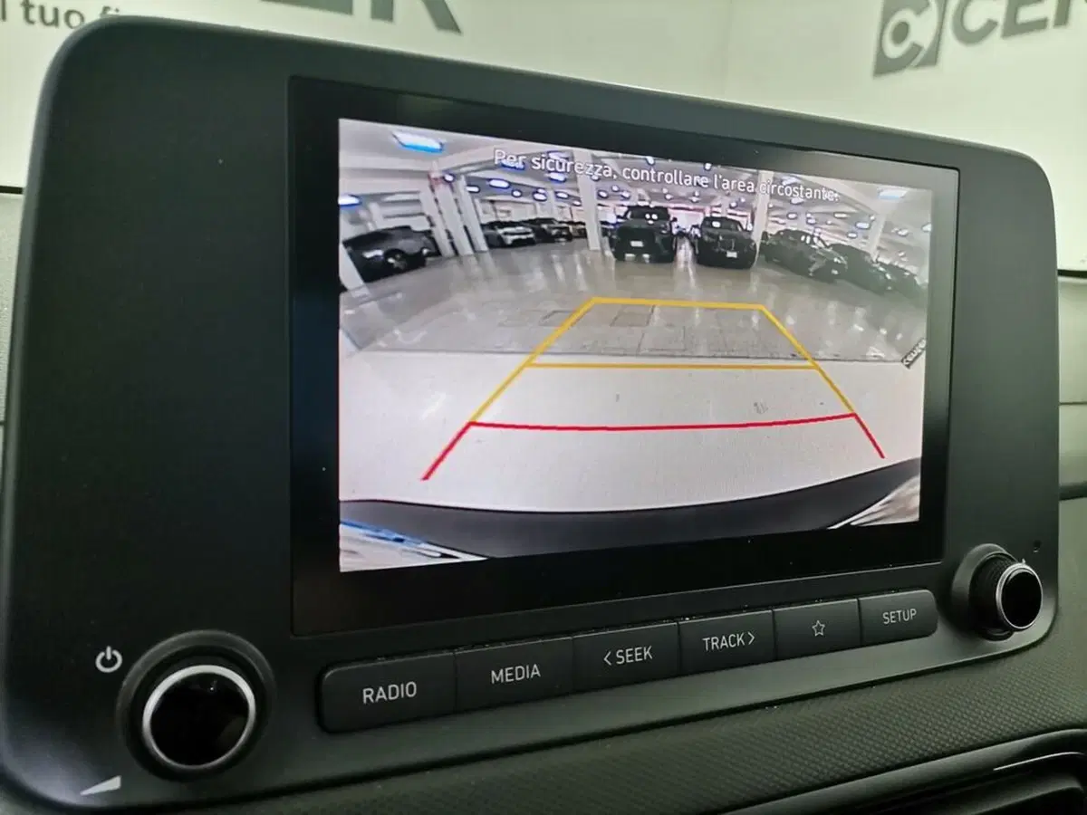 Hyundai Kona usata a Salerno (14)