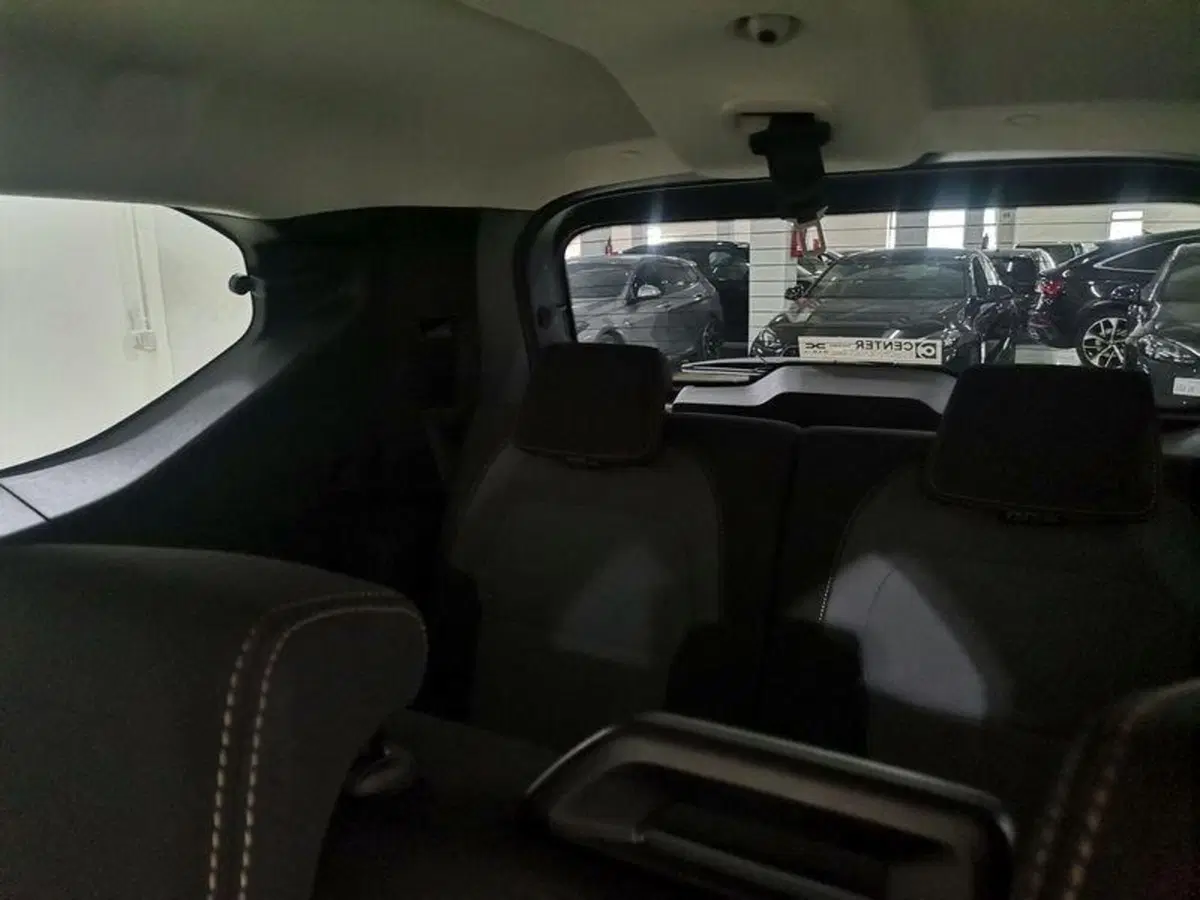 Dacia Jogger usata a Salerno (11)