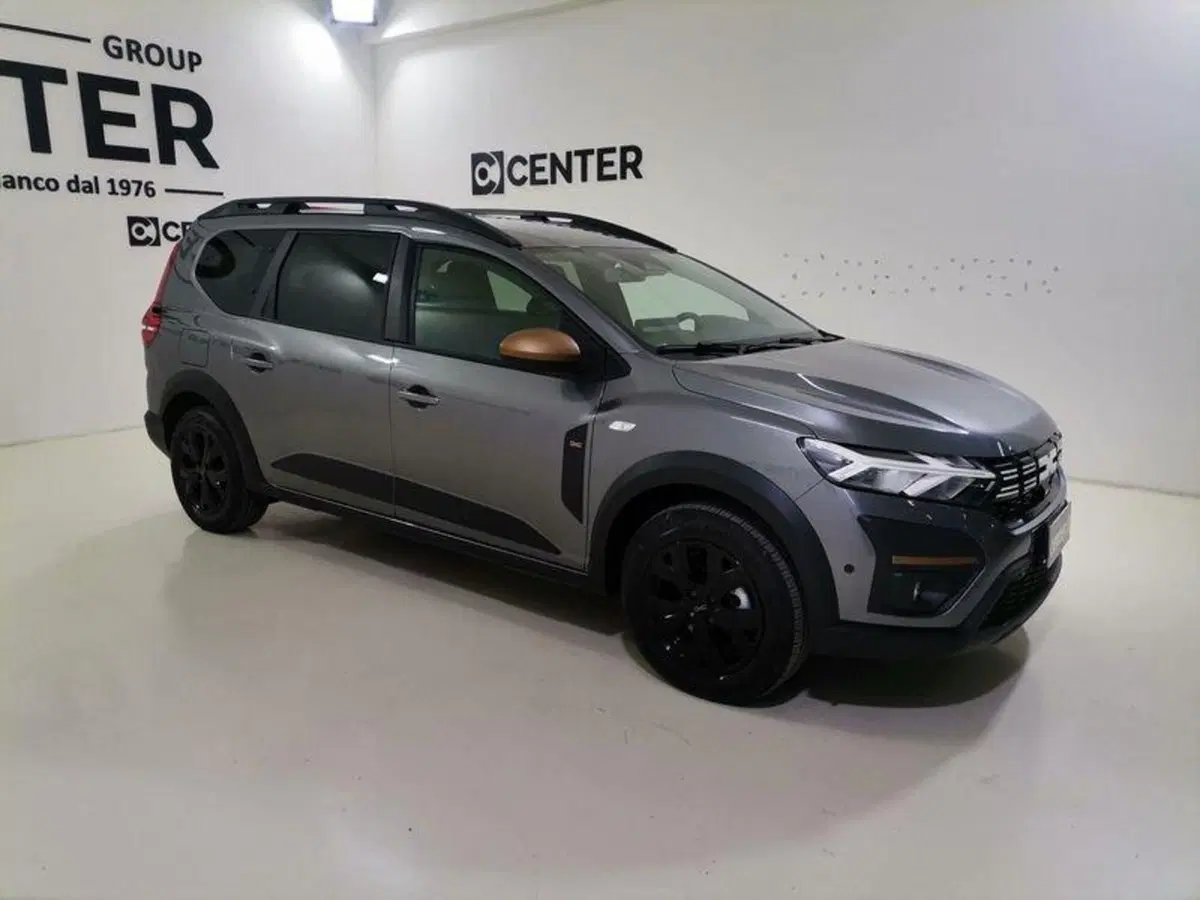 Dacia Jogger usata a Salerno (3)