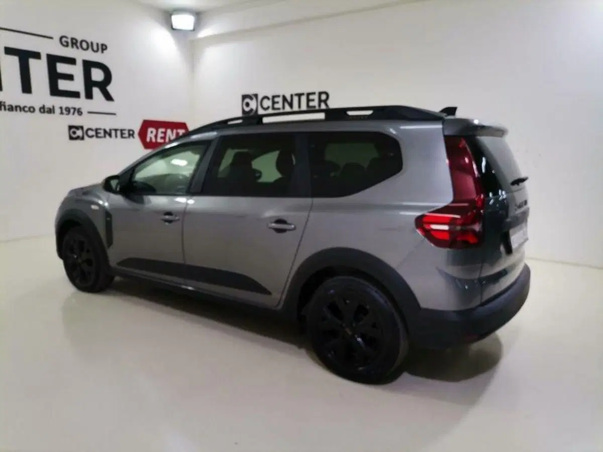 Dacia Jogger usata a Salerno (4)