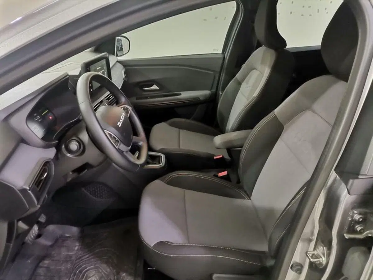 Dacia Jogger usata a Salerno (9)