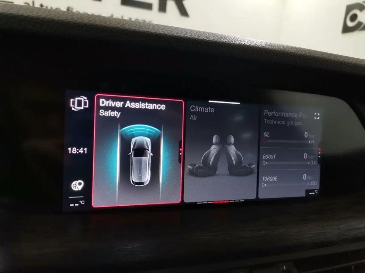 Alfa Romeo Stelvio usata a Salerno (14)