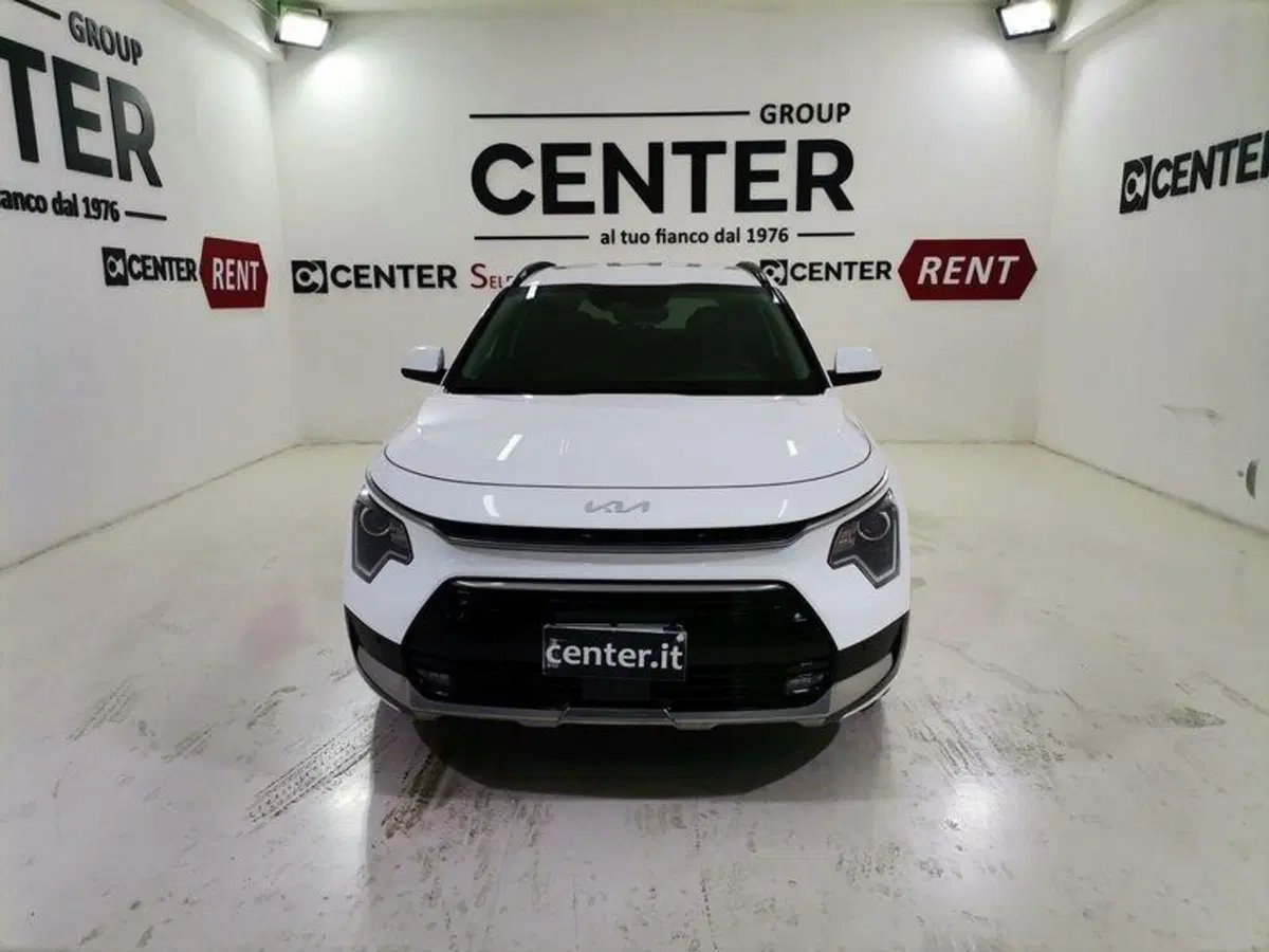 Kia Niro nuova a Salerno (2)
