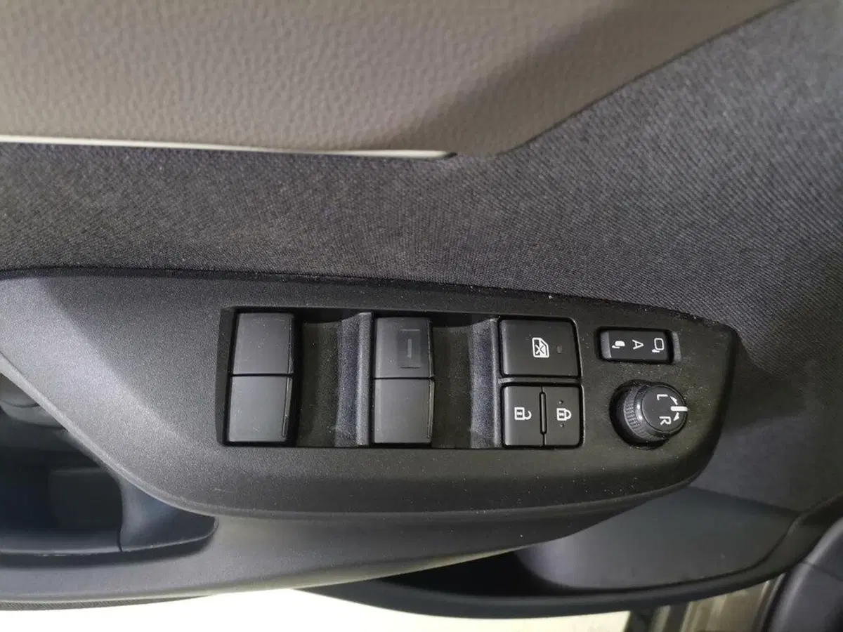 Toyota Yaris Cross usata a Salerno (13)