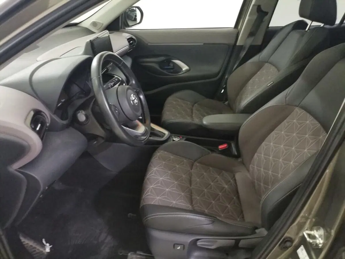 Toyota Yaris Cross usata a Salerno (14)