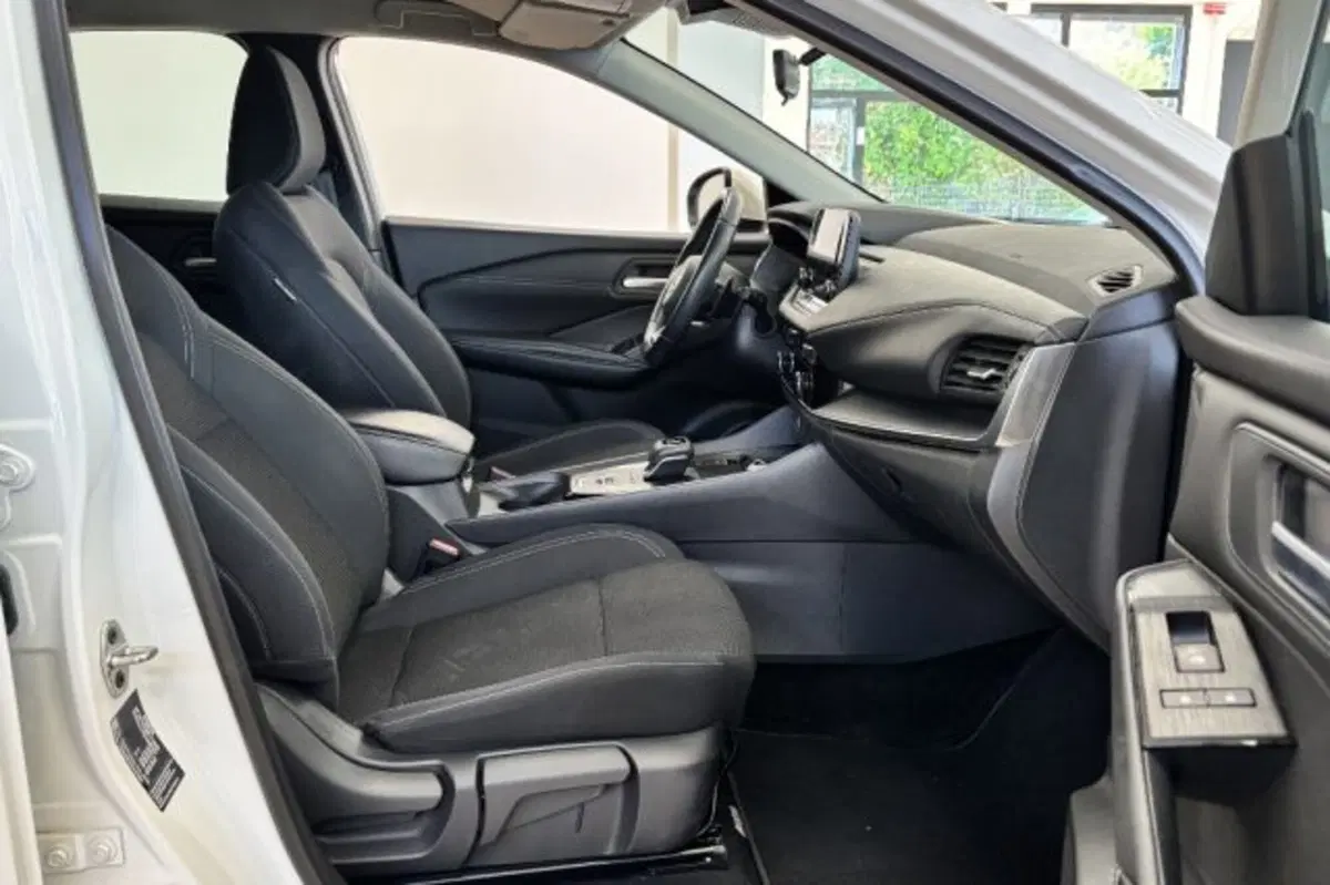 Nissan Qashqai usata a Latina (8)