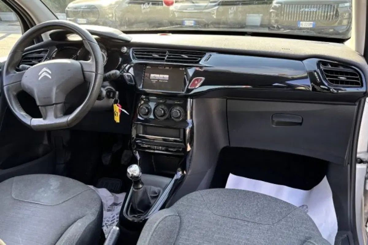 Citroen C3 usata a Latina (9)
