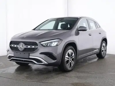 Mercedes-Benz GLA SUV 200 Progressive Advanced Plus auto del 2025 usata a Magenta