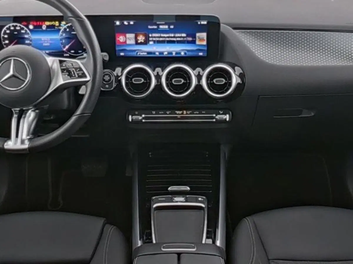 Mercedes-Benz GLA SUV usata a Milano (5)