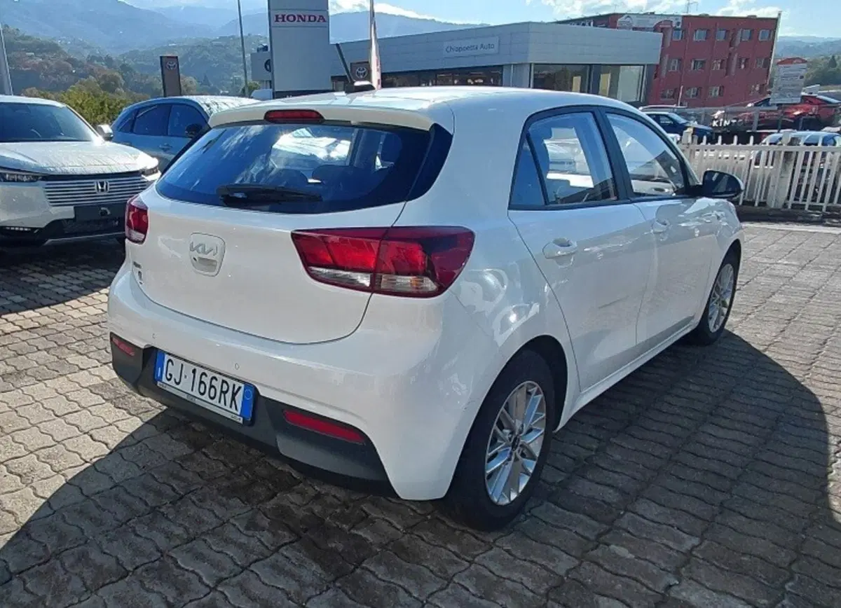 Kia Rio usata a Cosenza (5)