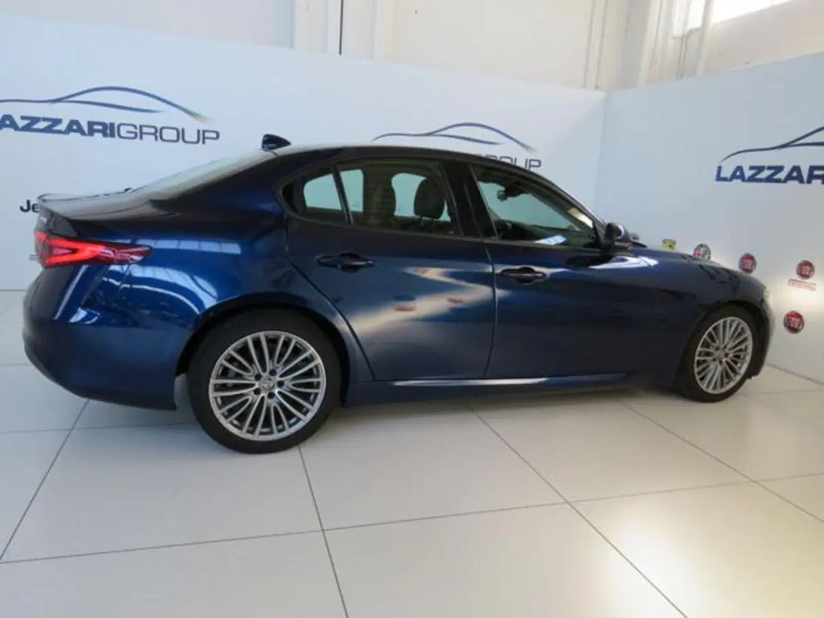 Alfa Romeo Giulia usata a Lodi (6)