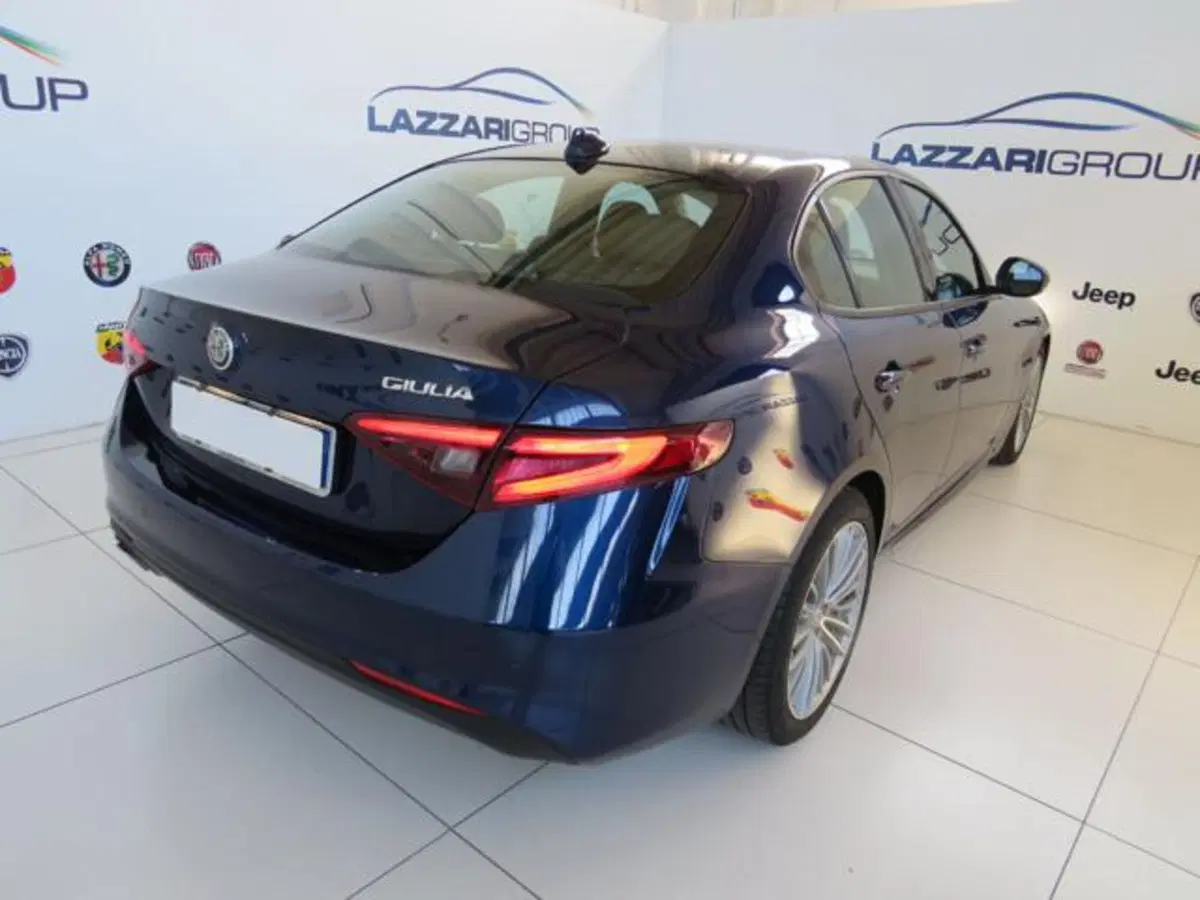 Alfa Romeo Giulia usata a Lodi (7)