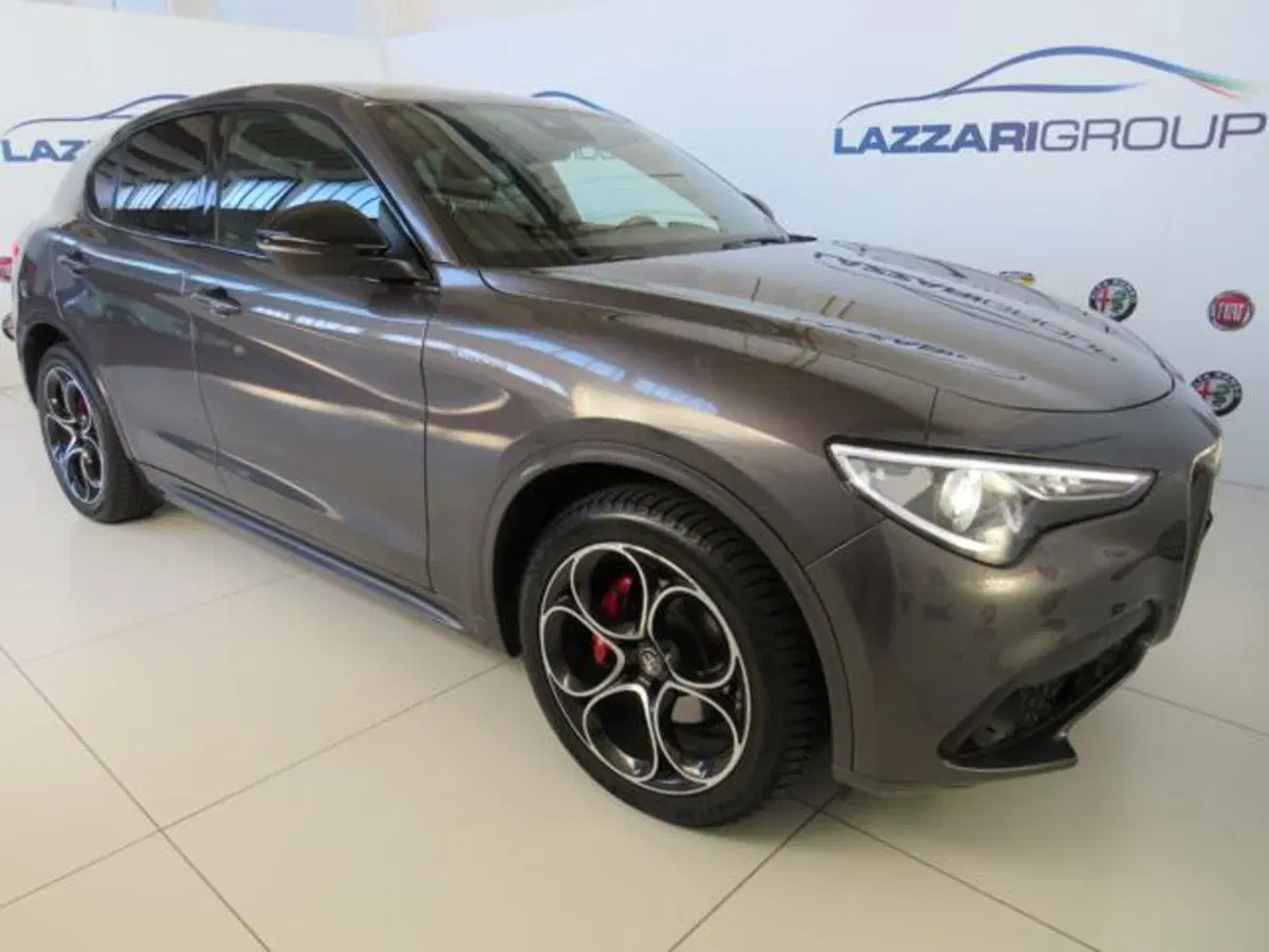 Alfa Romeo Stelvio usata a Lodi (5)