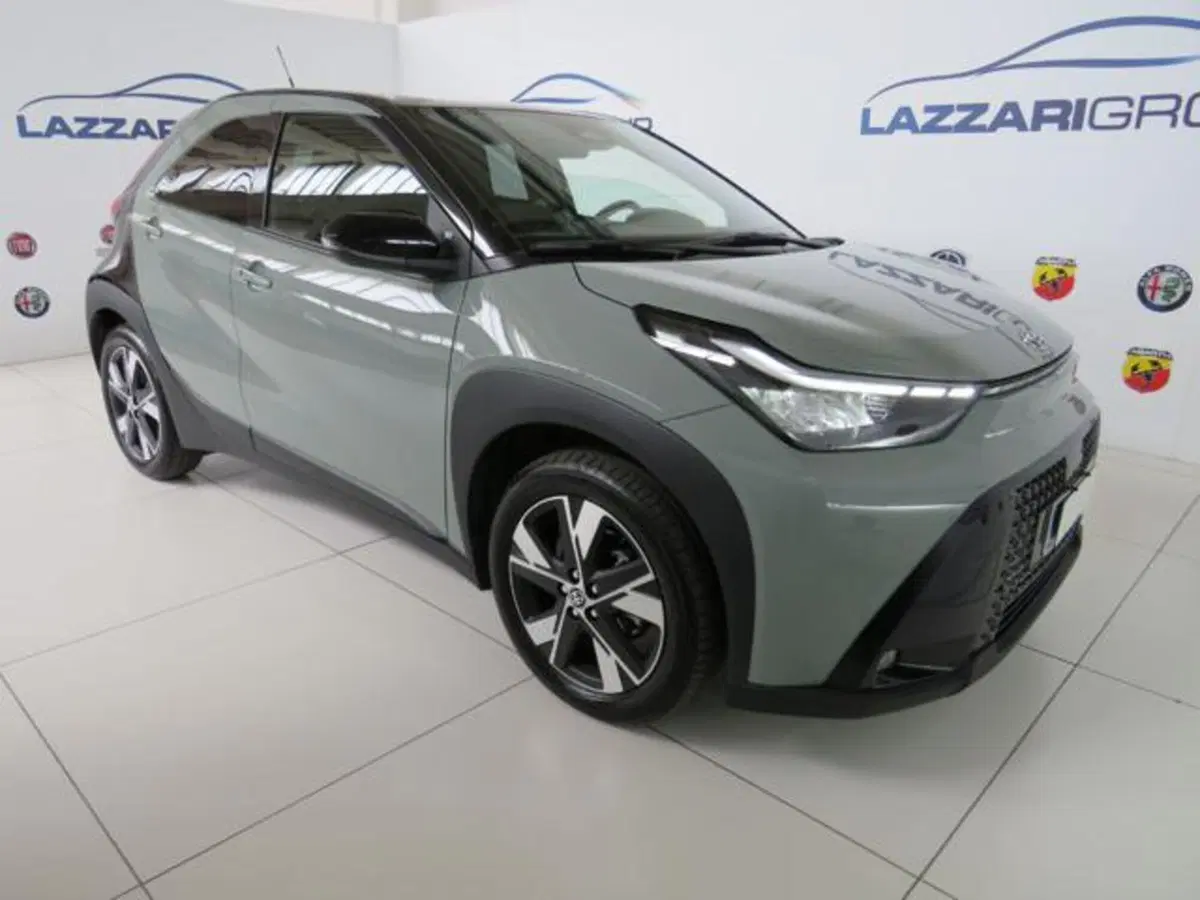 Toyota Aygo X usata a Lodi (5)